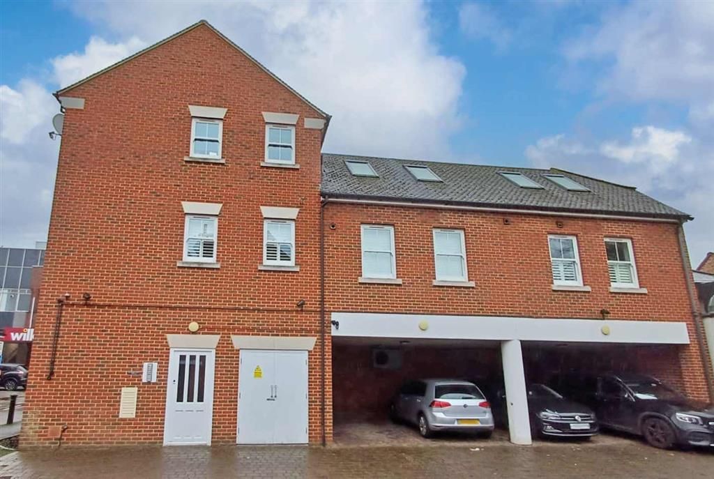 Property photo 1 of 5