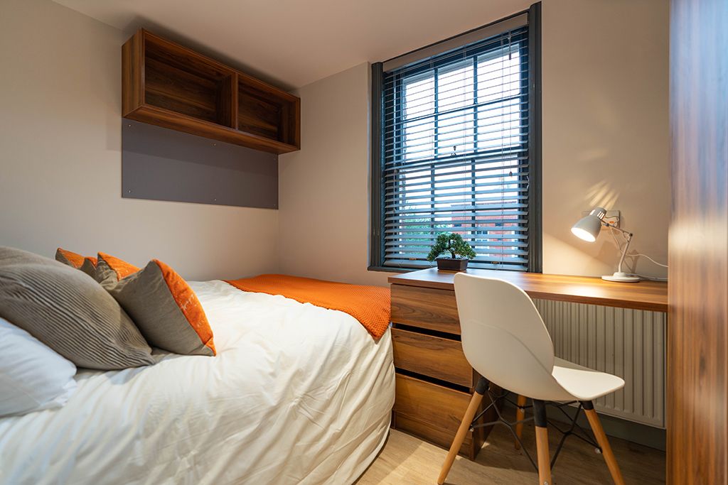 Property photo 2 of 7 Photo 1