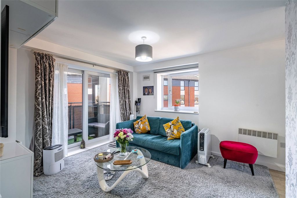 Property photo 2 of 20 Picture No. 10