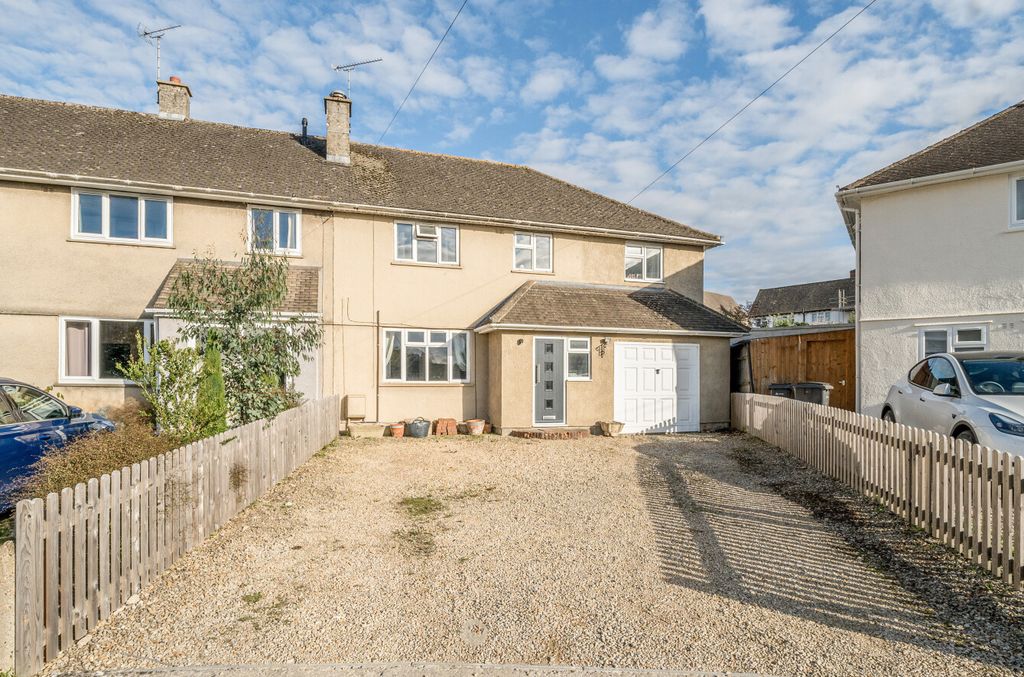 Property photo 3 of 25 1348839-2-68d2d34...