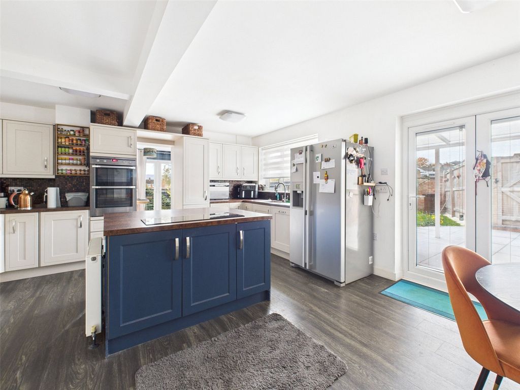 Property photo 2 of 26 Picture No. 36