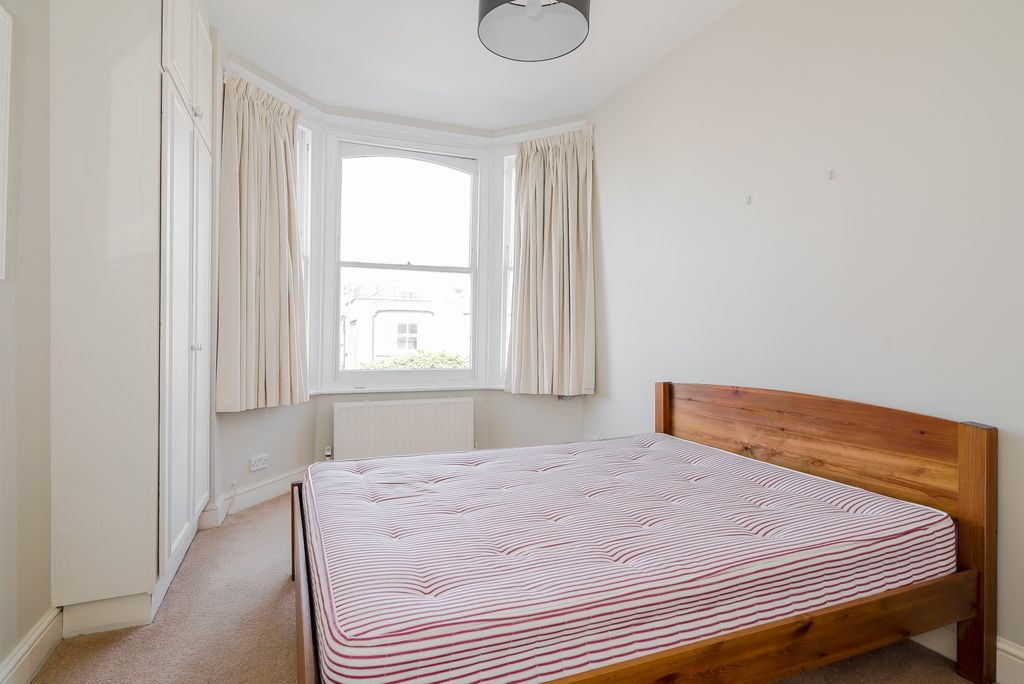 Property photo 3 of 6