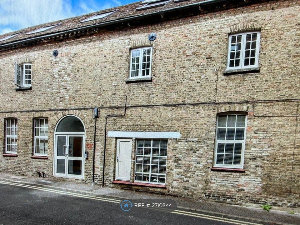 Property photo 1 of 5