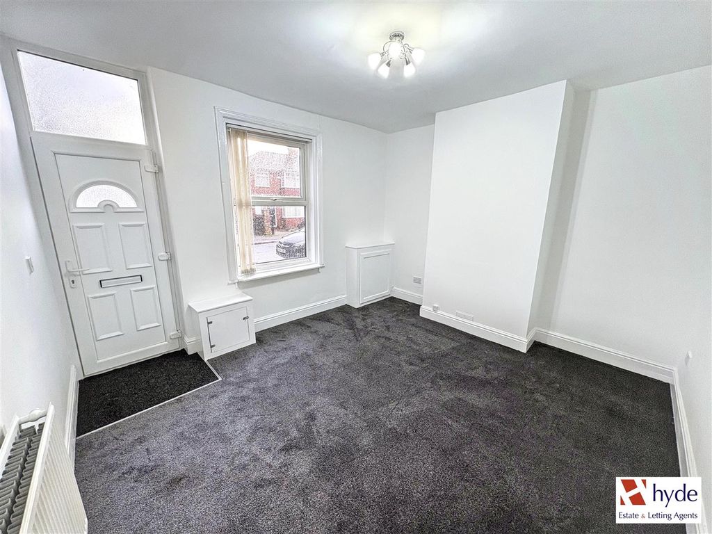 Property photo 2 of 15 Img_5005.Jpg