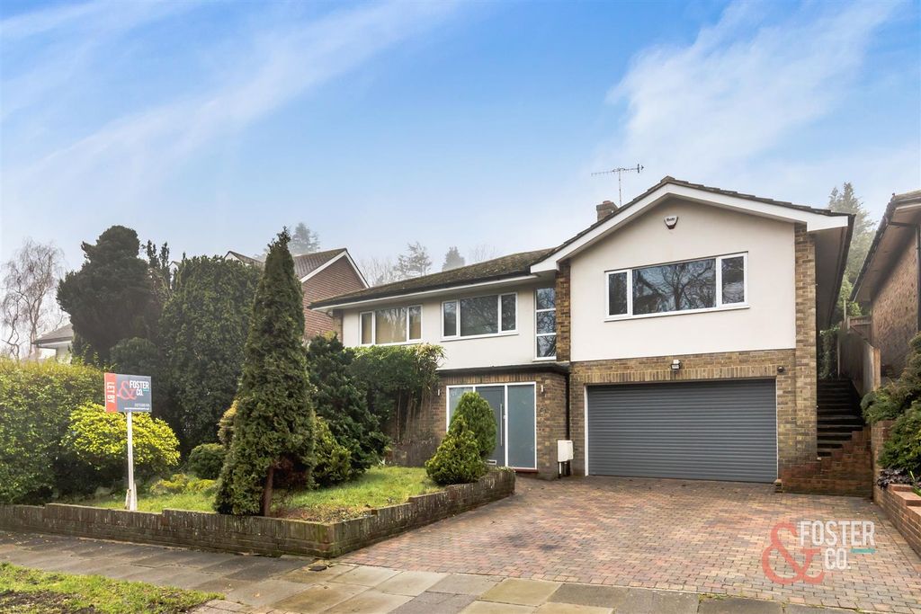 Property photo 1 of 22 Waylands Avenue 49-25.Jpg