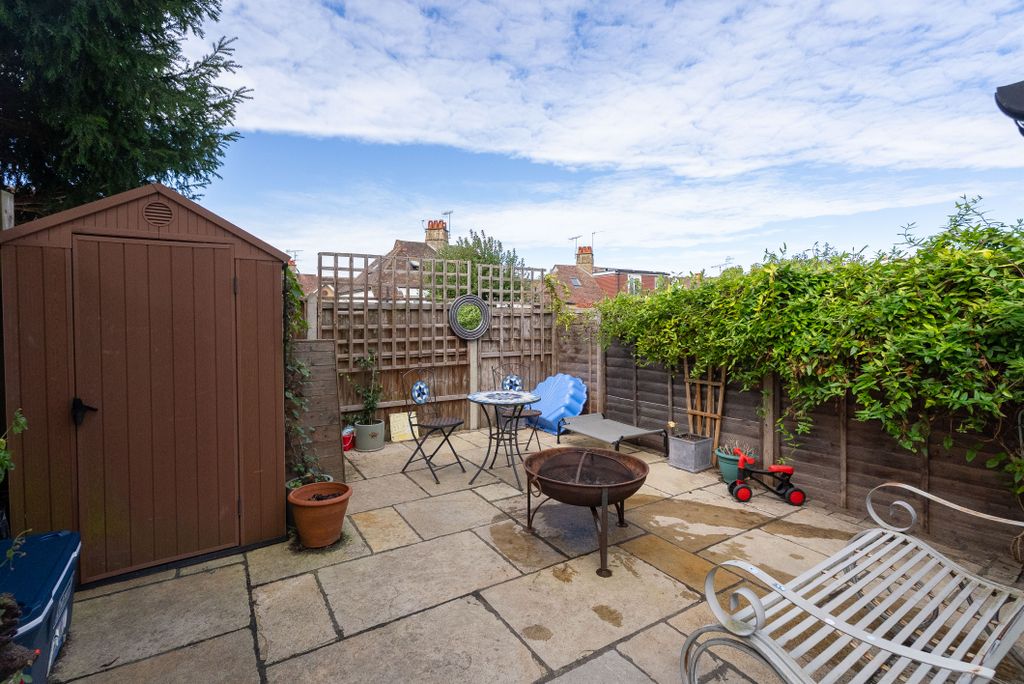 Property photo 3 of 14 Dsc00749