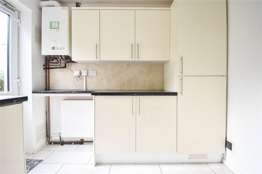 Property photo 3 of 13 Picture No. 23