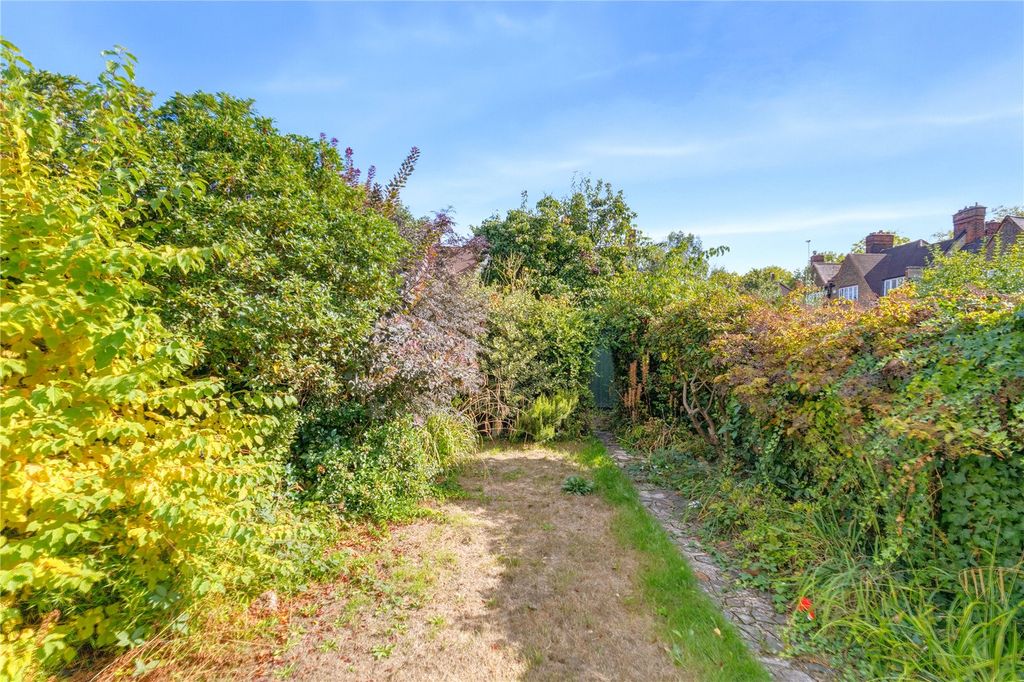 Property photo 2 of 12 Picture No. 27