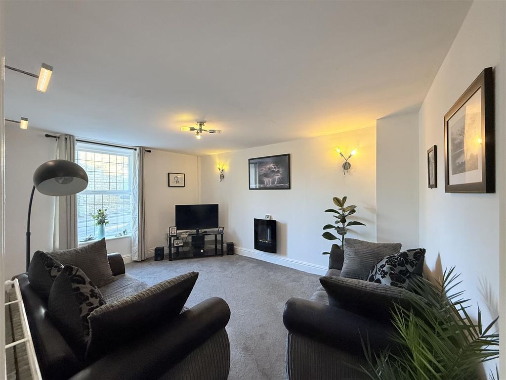 Property photo 2 of 11 Img_3377.Jpeg