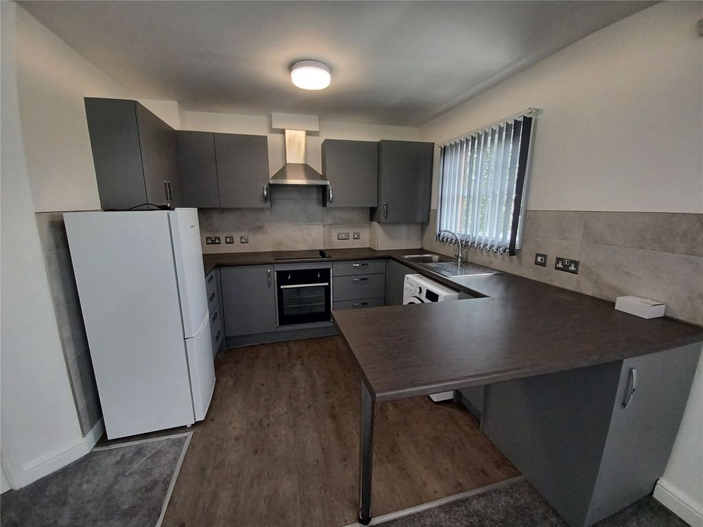 Property photo 3 of 8 Picture No. 20