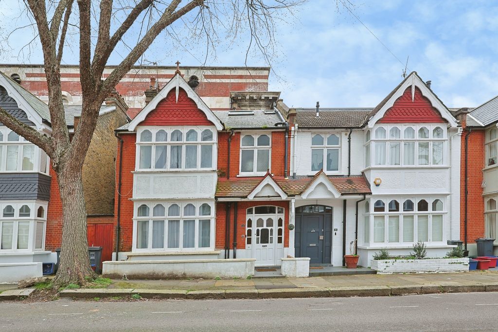 Property photo 1 of 37 Img_9034