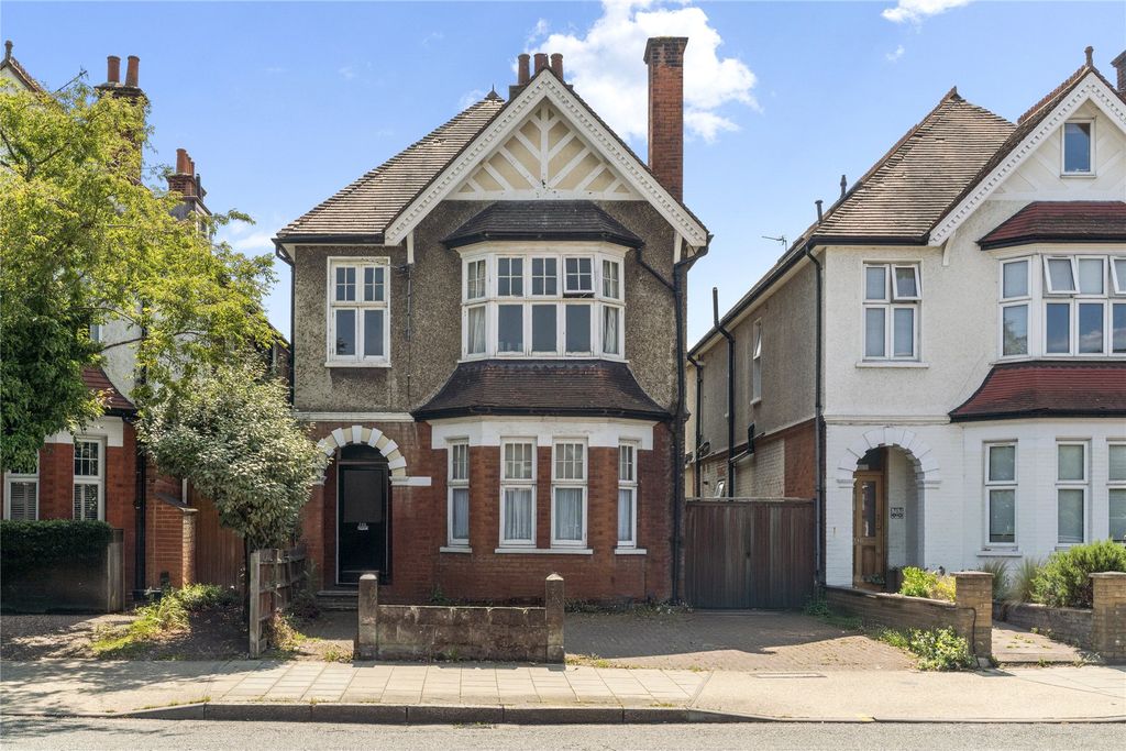 Property photo 1 of 7 External View