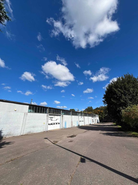 Property photo 3 of 6