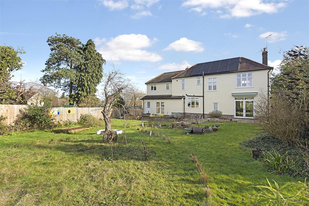 Property photo 2 of 27 Brantwood Ph11.Jpg