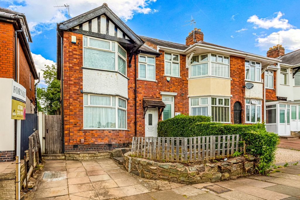 Property photo 1 of 24
