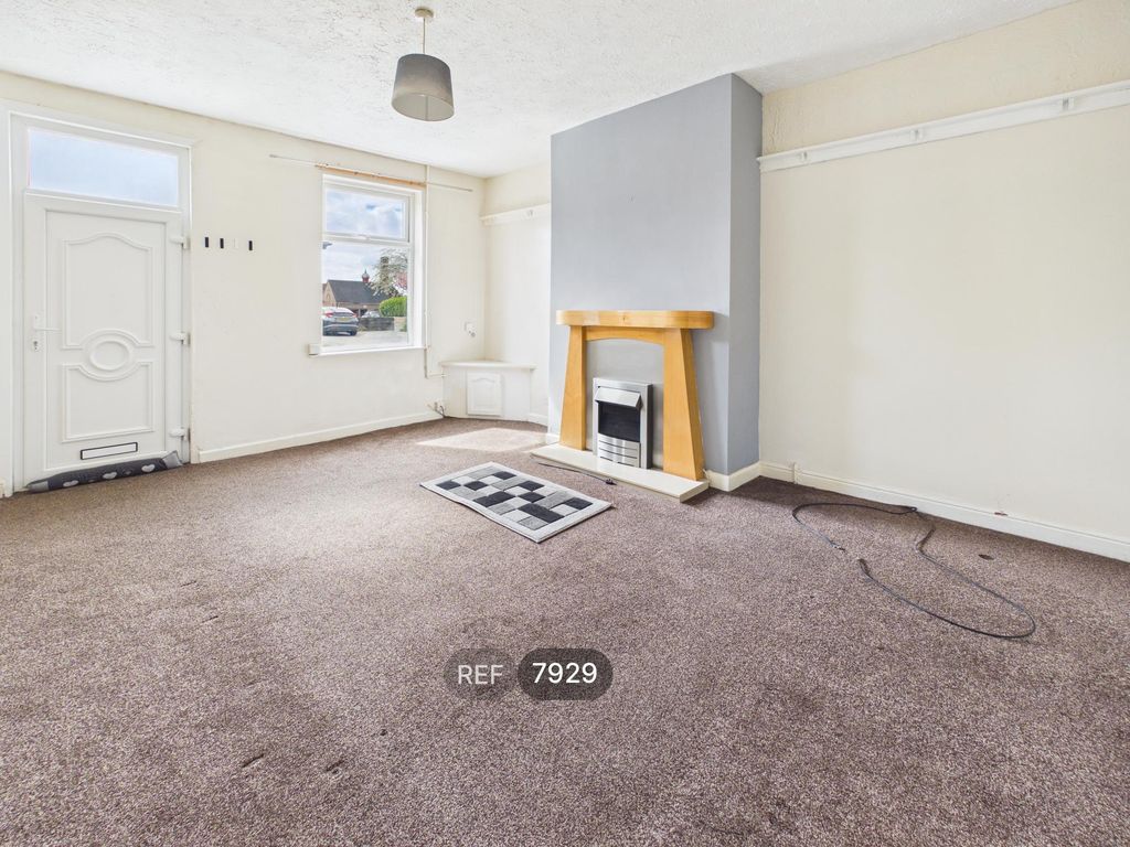 Property photo 2 of 12 Living Room