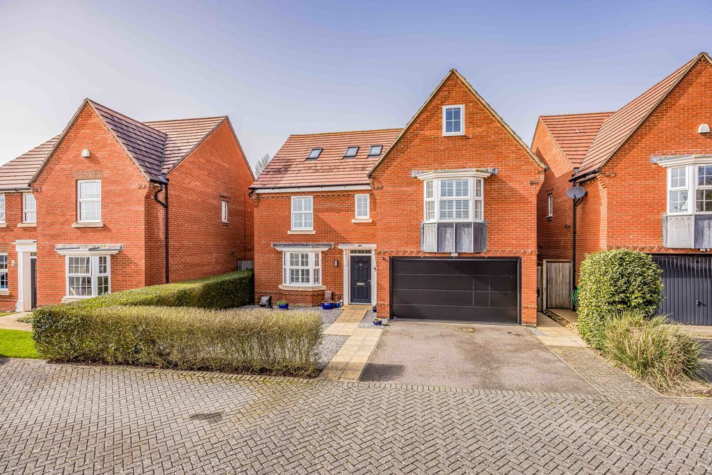 Property photo 1 of 32 Photo 34