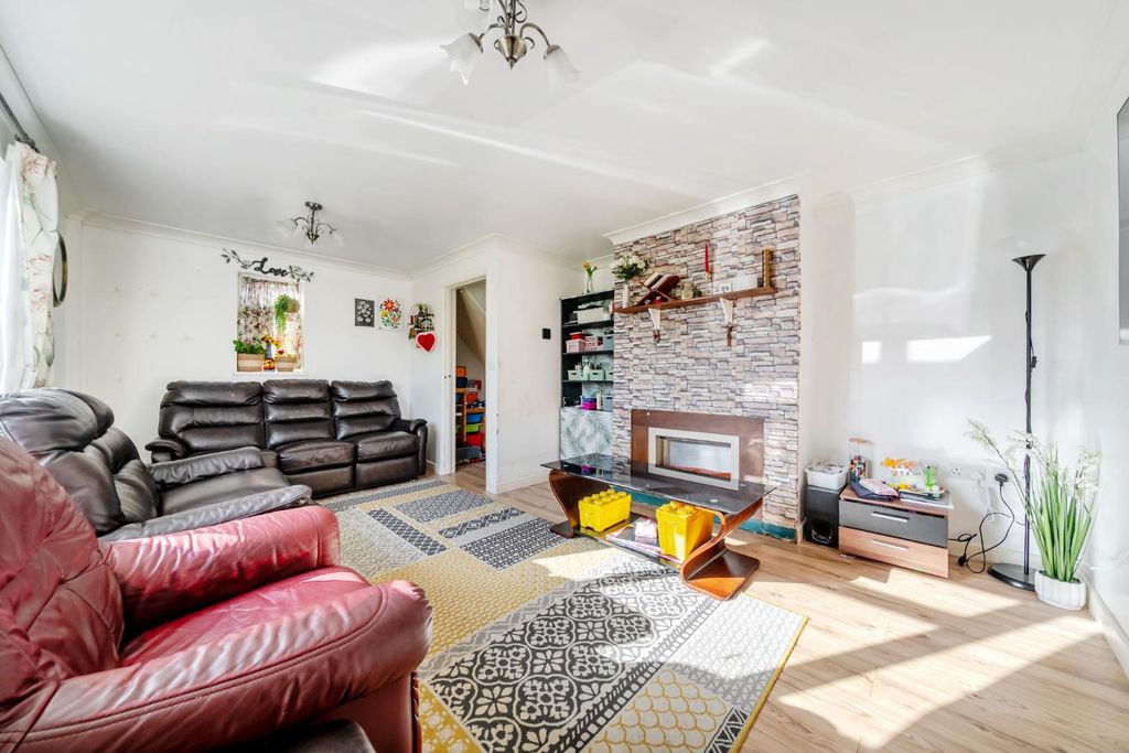 Property photo 2 of 14 1-69Dcef42Ddbe6-1421739-10-69Dcb3522E21d-1.Jpg