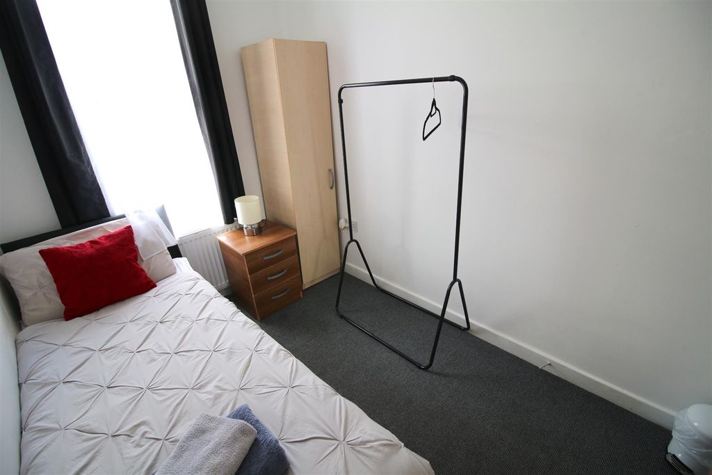Property photo 3 of 6 Img_6420.Jpg