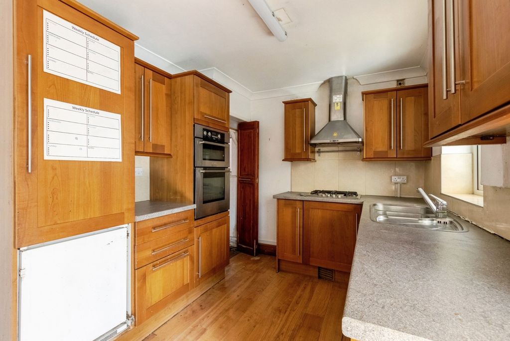 Property photo 3 of 22 Pbox-Img.Jpg