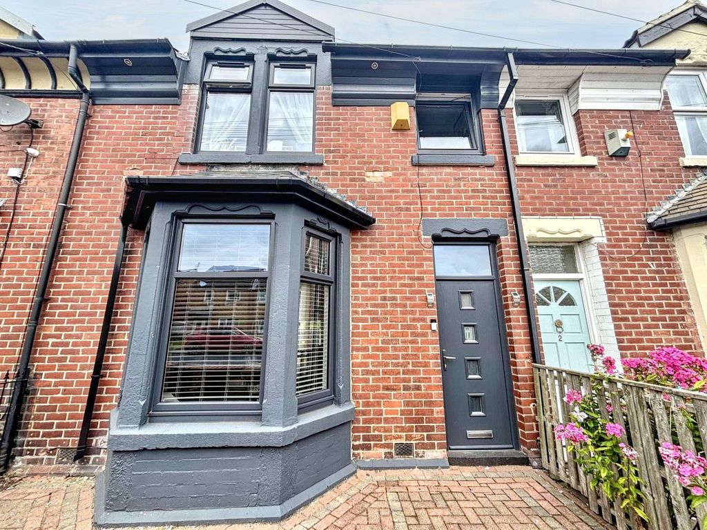 Property photo 1 of 30