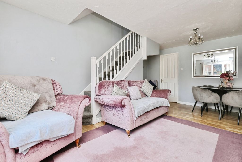 Property photo 3 of 17