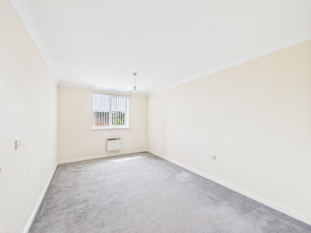 Property photo 3 of 7 Cam01354G0-Pr0545-Still002