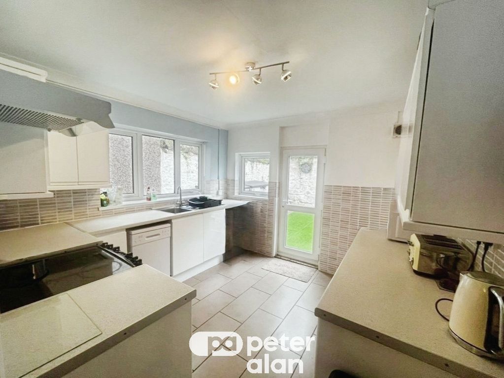 Property photo 3 of 15 Balcony