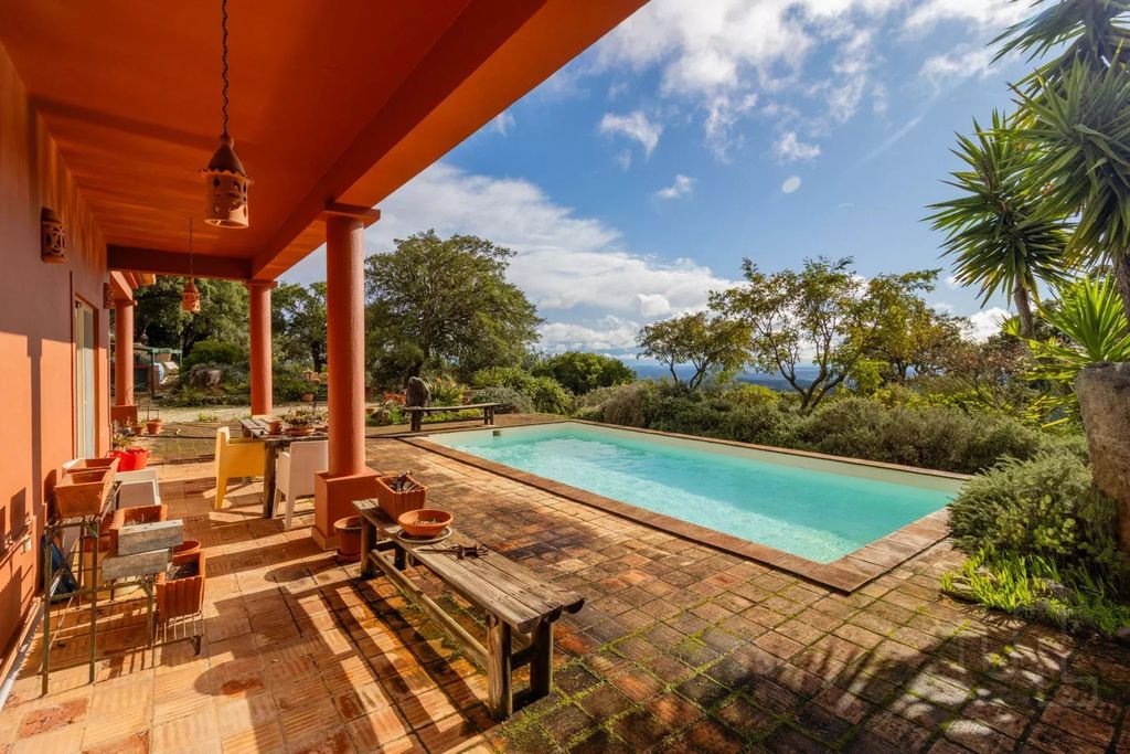 Property photo 1 of 53