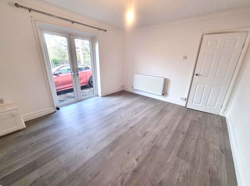 Property photo 3 of 28 Photo 3