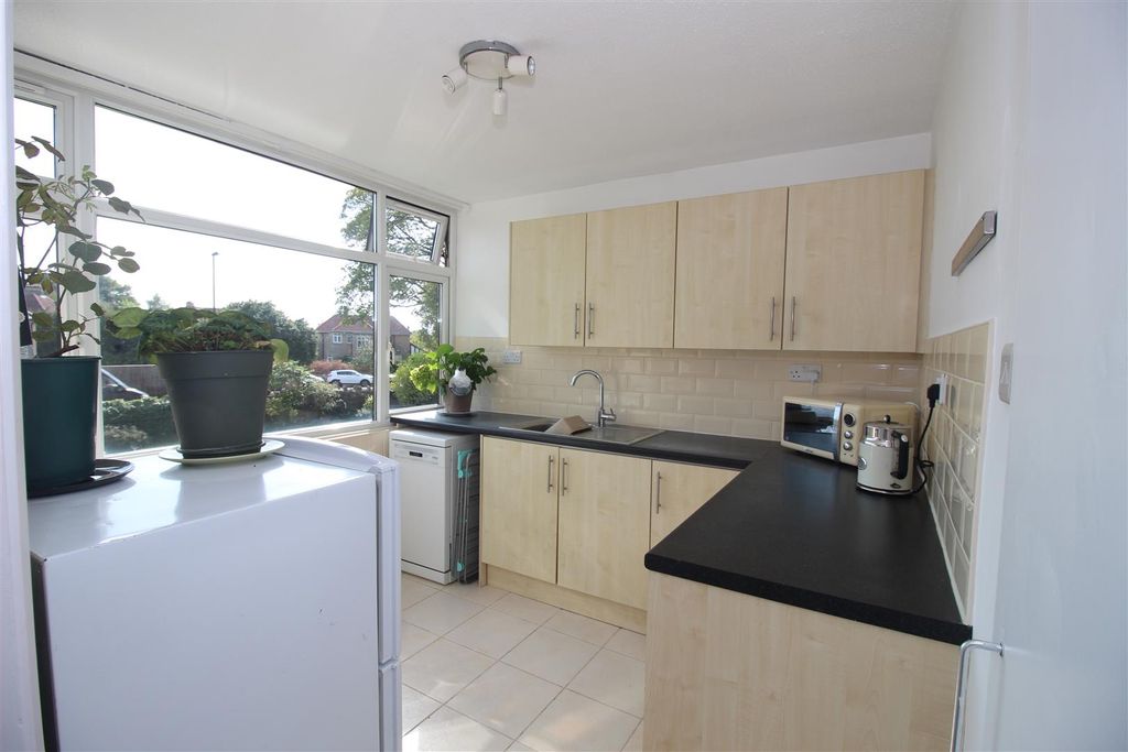 Property photo 3 of 13 Img_2368.Jpg