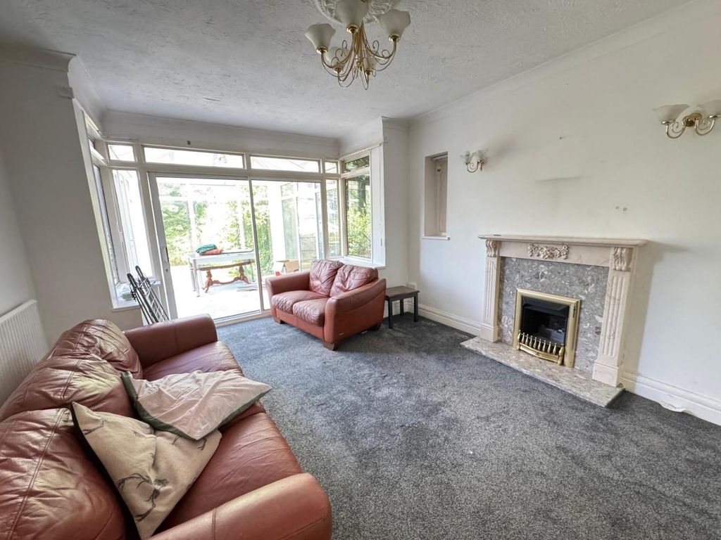 Property photo 3 of 14 3.Jpg