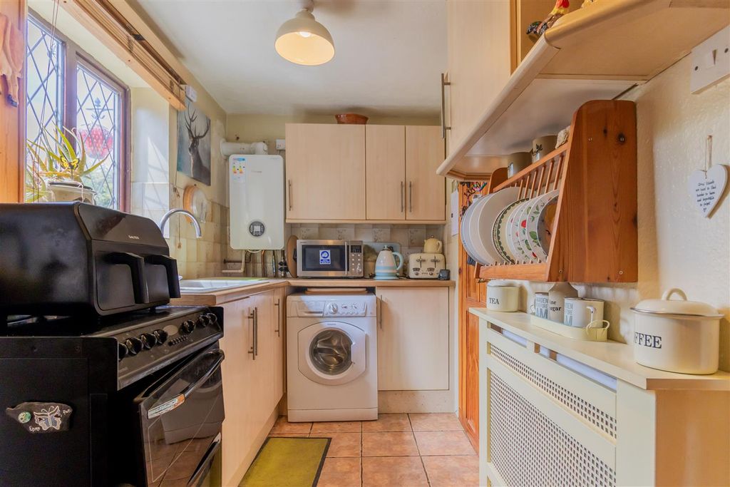 Property photo 3 of 18