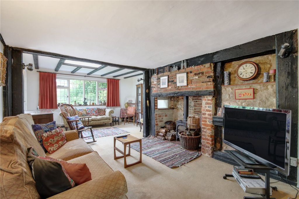 Property photo 2 of 15 Sitting Room