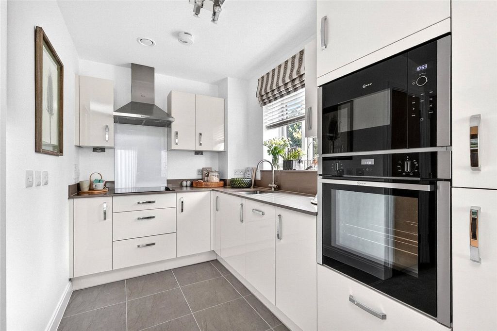 Property photo 3 of 26 Picture No. 04