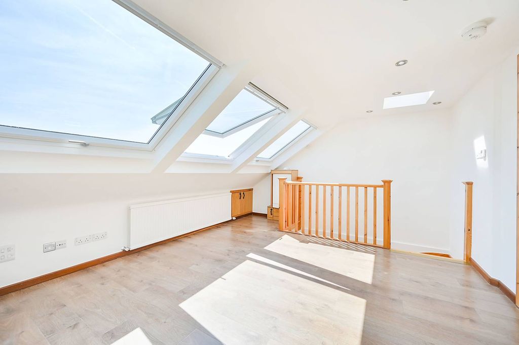 Property photo 1 of 5