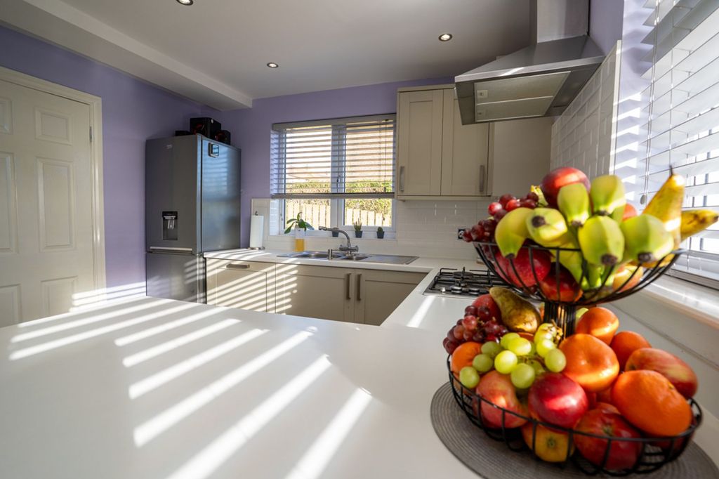 Property photo 1 of 34