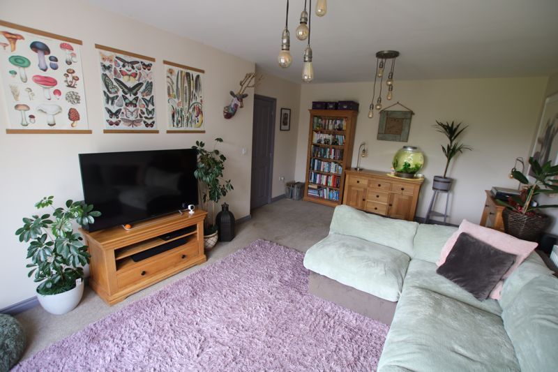 Property photo 3 of 33 Photo 9