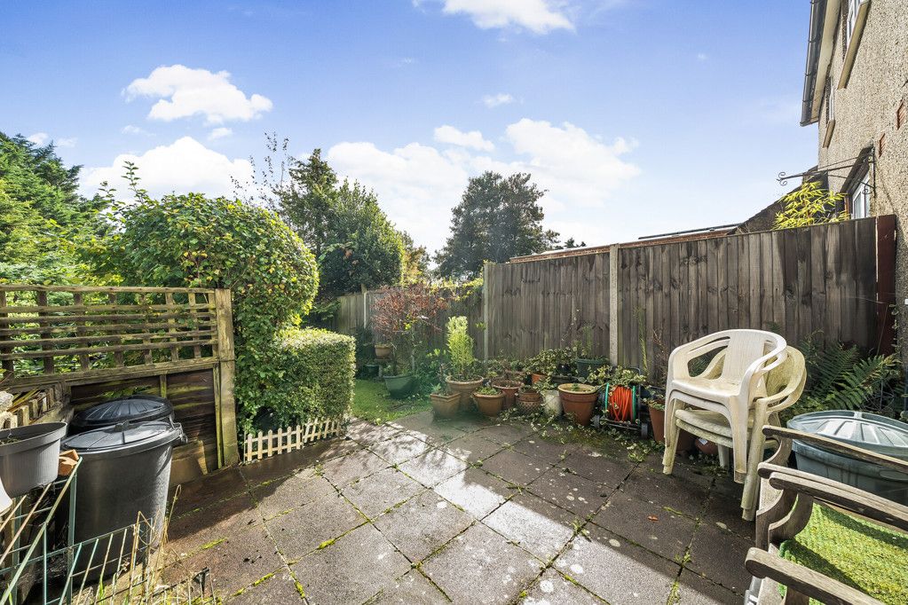 Property photo 3 of 12 Garden