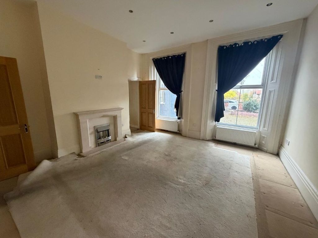 Property photo 1 of 10 Image 1