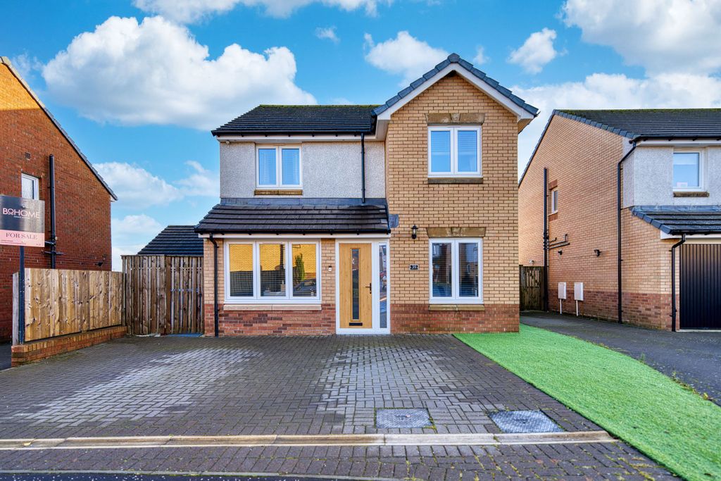 Property photo 1 of 40