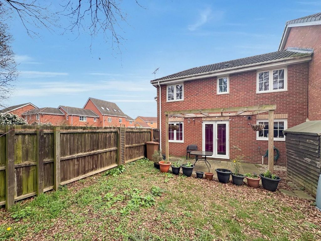 Property photo 1 of 12 Outside