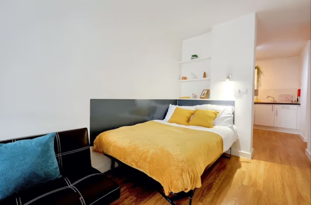 Property photo 1 of 15 9F2Py0Lahn9Off6Ek6Zlvi8T1Evaqa.Jpg