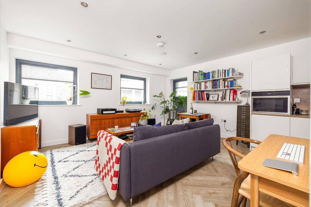 Property photo 3 of 21 014A7175.Jpg