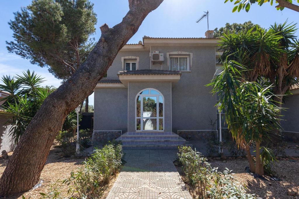 Property photo 3 of 50