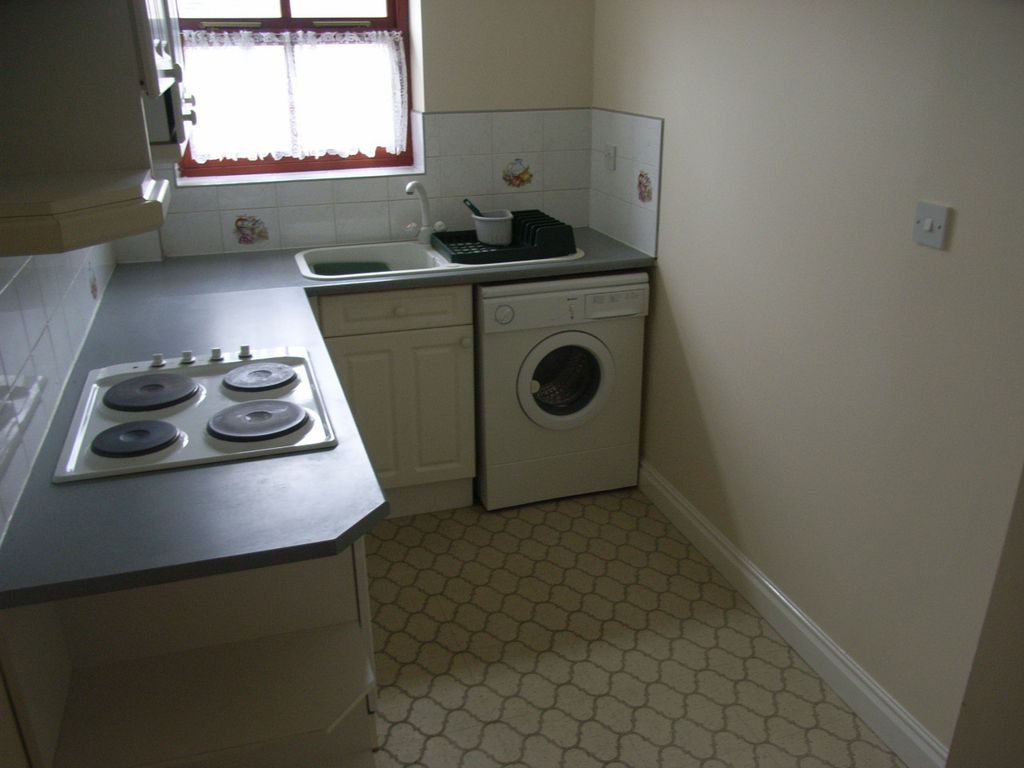 Property photo 2 of 6