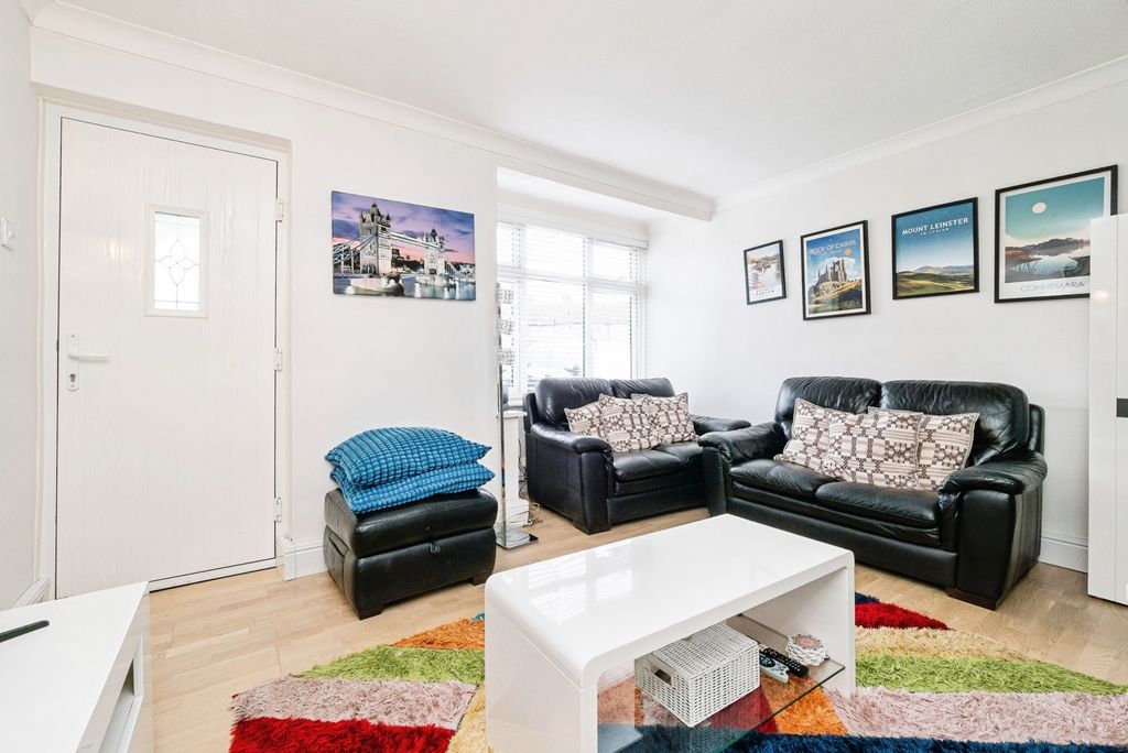 Property photo 2 of 20 Pbox-Img.Jpg