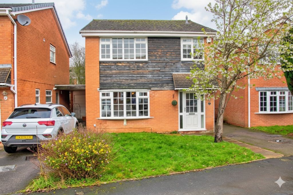 Property photo 1 of 14 Lant Close - Matt Clinton Ewemove Kenilworth