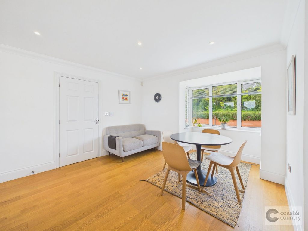 Additional image 13 of 4 bed detached house for salePetroc Drive, Newton Abbot TQ12