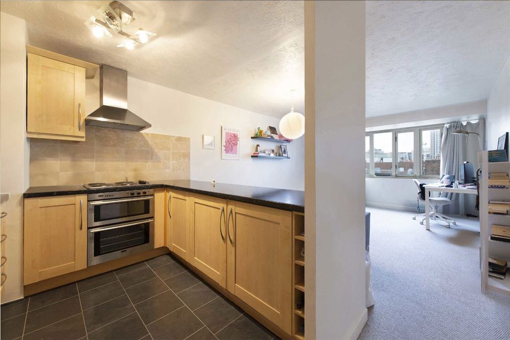 Property photo 2 of 4